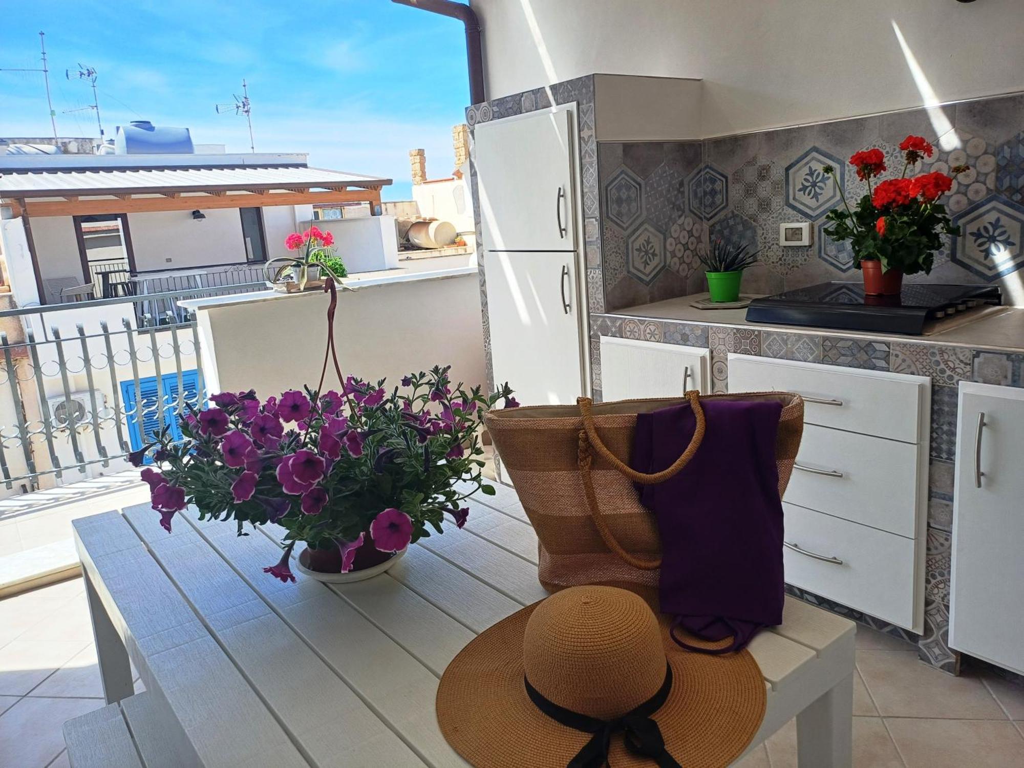 Terra Sinus Beautiful Suite Terrasini Exterior foto